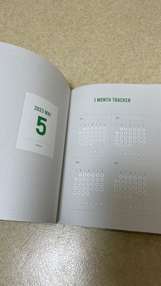 리훈 2023년 아이라이크 모눈 다이어리 미니달력 세트 — 5점을 준 리뷰어가 2022년 11월 올린 사용 사진