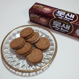 롯데제과 롯샌 카페크런치 — 5점을 준 리뷰어가 2021년 10월 올린 사용 사진