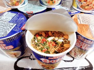NISSIN 닛신 컵누들  4종 - 씨푸드오리지날, 씨푸드 스파이시, 씨푸드 커리, 씨푸드 XO소스 — 3.5점을 준 리뷰어가 2022년 1월 올린 사용 사진