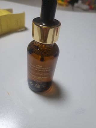 스킨큐어 산다화 비타민c 화이트닝 에센스 30ml — 5점을 준 리뷰어가 2023년 7월 올린 사용 사진