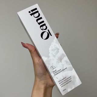 헤어플러스 콴디 플러피 클라우드 버블 팩 클렌저 — 4점을 준 리뷰어가 2021년 3월 올린 사용 사진