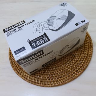 3M 한번의 터치로 깔끔하게 착! 원터치 테이프 디스펜서 — 5점을 준 리뷰어가 2023년 7월 올린 사용 사진