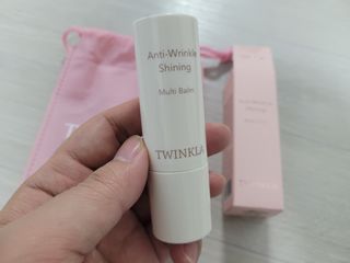 트윙클라 안티링클 샤이닝 멀티밤 — 5점을 준 리뷰어가 2022년 6월 올린 사용 사진