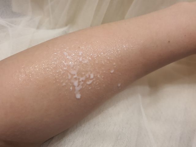 비원츠 모이스처 코팅 리퀴드 + 비원츠 피토글로우 톤업크림 리뷰 사진