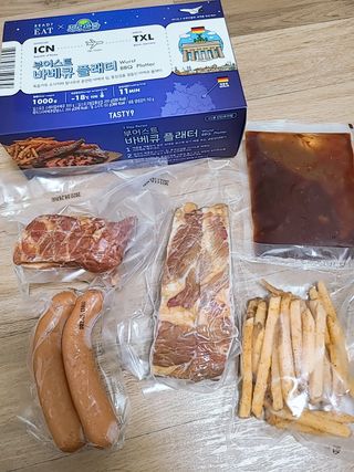 [테이스티나인] [레디잇x부루마불] 부어스트 바베큐 플래터 1000g — 5점을 준 리뷰어가 2022년 4월 올린 사용 사진