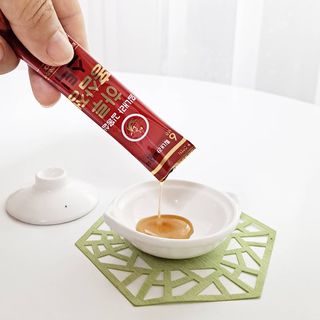 힘내라김홍삼 하루홍삼정스틱 10g x 30포 — 5점을 준 리뷰어가 2021년 5월 올린 사용 사진