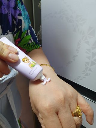 파시 FASCY 高保湿ハンドクリーム40ml+80ml セット — 5점을 준 리뷰어가 2021년 5월 올린 사용 사진