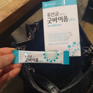 프리마인 유산균 국가지정연구소 선정, 살아있는 생유산균 200억 마리의 힘. 유산균n굿바이옴플러스 — 5점을 준 리뷰어가 2021년 10월 올린 사용 사진