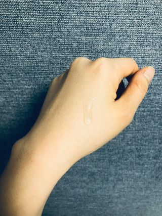 이엔코스 알부틴5프로화이트닝세럼 — 5점을 준 리뷰어가 2021년 2월 올린 사용 사진