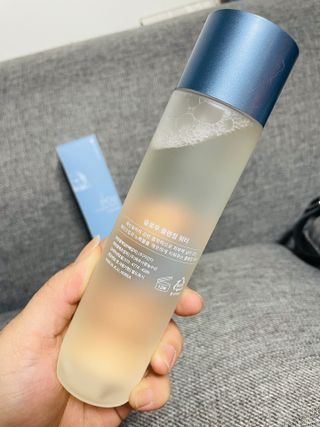 슬로우 스킨스 슬로우 화산송이 클렌징 워터 — 4.5점을 준 리뷰어가 2021년 6월 올린 사용 사진