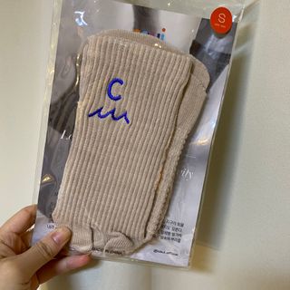 카우아이 필라테스 기어 / 스튜디오 운동을 도와주는 일체형 논슬립 발가락 양말 — 5점을 준 리뷰어가 2021년 2월 올린 사용 사진