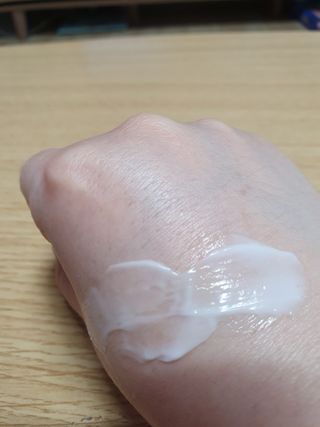 [후르디아] 72시간 블루베리 속살 수분크림 — 4점을 준 리뷰어가 2021년 2월 올린 사용 사진