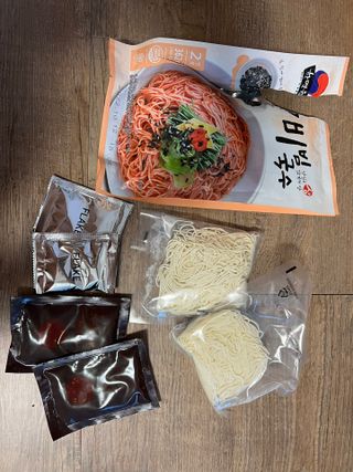 [한면원] 비빔국수 2인분 — 5점을 준 리뷰어가 2022년 8월 올린 사용 사진