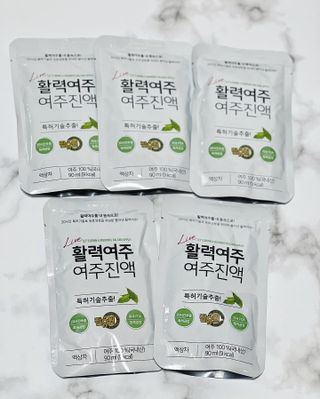 참유원 특허제조 활력 여주진액 여주즙 50포 — 5점을 준 리뷰어가 2022년 1월 올린 사용 사진