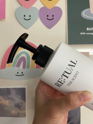 레츄얼 더 센트 바디로션 시크릿 파라다이스(500ml) — 5점을 준 리뷰어가 2022년 7월 올린 사용 사진