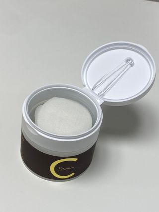 산다화 비타민씨 화이트닝 토너 패드 — 4점을 준 리뷰어가 2023년 9월 올린 사용 사진