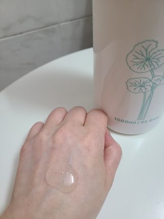 [닥터문] 센텔라 시카케어 화이트머스크 바디워시 1000ml — 5점을 준 리뷰어가 2023년 8월 올린 사용 사진