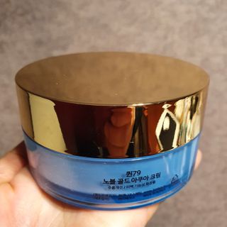 비엠비코 퀸79 노블 골드 아쿠아 크림 — 5점을 준 리뷰어가 2021년 1월 올린 사용 사진