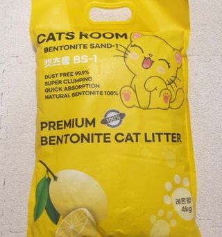 겟플렉스 켓플렉스 캣츠룸BS-1 고양이모래 4kg — 2점을 준 리뷰어가 2021년 3월 올린 사용 사진