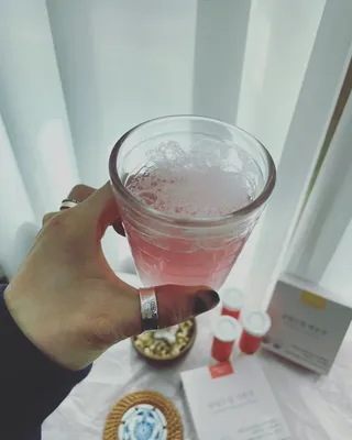 [슬림드랍 석류맛] 건기식 다이어트 보조제 겸 비타민 — 5점을 준 리뷰어가 2022년 2월 올린 사용 사진
