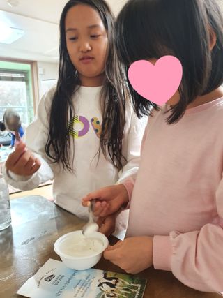 숲골 꾸덕꾸덕 그릭요거트 150g 2개 — 5점을 준 리뷰어가 2021년 11월 올린 사용 사진