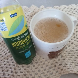 더그레잇티 콤부차 [매일유업] 더그레잇티 44kcal 콤부차 300ml *12개입 (오리지널 6개+베리리치 6개) — 5점을 준 리뷰어가 2023년 7월 올린 사용 사진