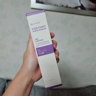 리더스코스메틱 리더스 퍼스트 샷 액티브 에센스 에이지 컨트롤 — 4점을 준 리뷰어가 2021년 12월 올린 사용 사진