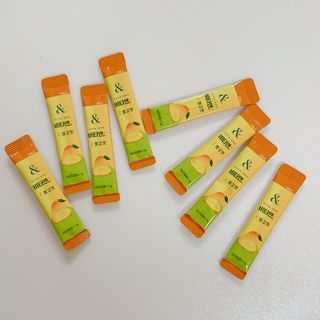 비타앤C 레몬맛, 망고맛 — 3점을 준 리뷰어가 2021년 4월 올린 사용 사진