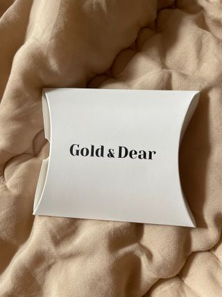 [골드앤디어]14k 미니 스틱 바 귀걸이_3color — 5점을 준 리뷰어가 2021년 6월 올린 사용 사진