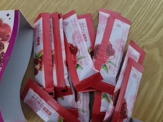 헬스업_쁘띠쁘띠석류콜라겐젤리_20g x 14포 — 5점을 준 리뷰어가 2021년 1월 올린 사용 사진