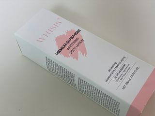 위시스 프리미엄 글루타치온  화이트닝 바디로션 — 4점을 준 리뷰어가 2023년 1월 올린 사용 사진