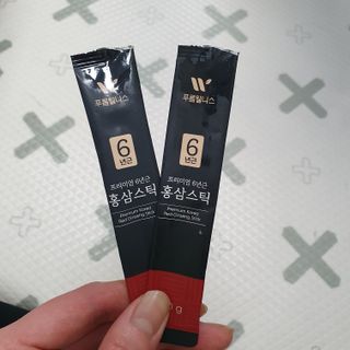 [푸름웰니스] 프리미엄 6년근 홍삼스틱 3mg x 100포 — 5점을 준 리뷰어가 2022년 4월 올린 사용 사진