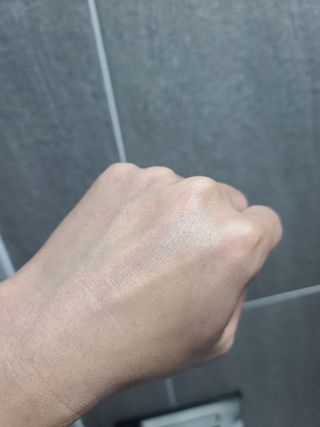 피지오겔 사이언수티컬즈 더 링클-스탑 백 앰플 세럼 — 4.5점을 준 리뷰어가 2022년 4월 올린 사용 사진