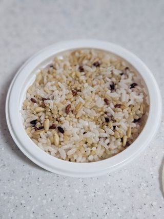 [구매평]양반 동원 양반 100밥 오미밥, 130g, 12개 — 5점을 준 리뷰어가 2025년 5월 올린 사용 사진