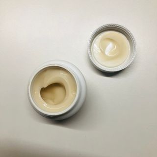 AYU25[아유트웬티파이브]다마스크로즈워터 베이스 천연 수분 촉촉 크림 — 5점을 준 리뷰어가 2021년 2월 올린 사용 사진