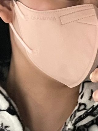애니가드 셋업메베마스크 (대형 4컬러 + 중형 4컬러) — 5점을 준 리뷰어가 2022년 4월 올린 사용 사진