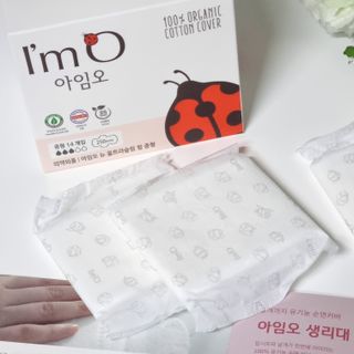 아임오 유기농 생리대 중형 + 레이디오크루삭스 1개 + 쿠폰북 — 5점을 준 리뷰어가 2021년 8월 올린 사용 사진