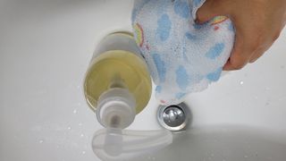 빅그린 니치 퍼퓸 바이옴바디워시 500ml(상탈, 블랙베리&베이, 블랑쉐 3종 중 택1) — 5점을 준 리뷰어가 2022년 8월 올린 사용 사진