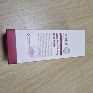 아미니 아크네 퓨어카밍 바디워시 500ml — 5점을 준 리뷰어가 2021년 7월 올린 사용 사진