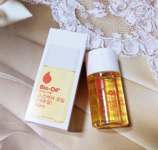 바이오오일 [바이오-오일] 스킨케어 오일 내추럴 60ml — 5점을 준 리뷰어가 2021년 12월 올린 사용 사진