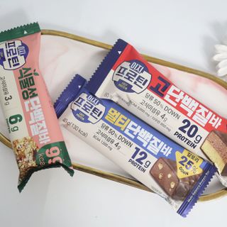 이지프로틴바 3종x각 2ea (고단백질바, 멀티단백질바, 식물성단백질바) — 5점을 준 리뷰어가 2024년 3월 올린 사용 사진