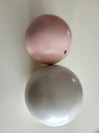 트라택 쿠셔닝 웨이트볼 0.5kg + 1kg SET — 5점을 준 리뷰어가 2022년 4월 올린 사용 사진