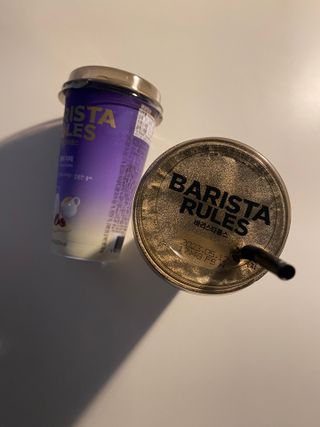 바리스타룰스 돌체 라떼 — 5점을 준 리뷰어가 2023년 4월 올린 사용 사진