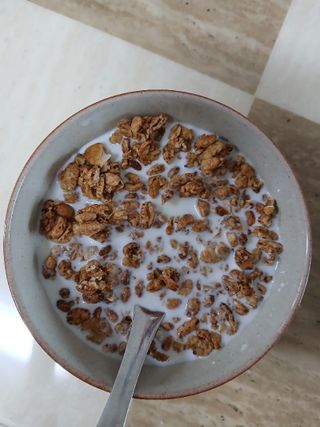 맛있게 먹어도 당 1g 대, 오!그래놀라 저당 통보리 — 4점을 준 리뷰어가 2025년 1월 올린 사용 사진