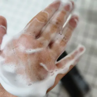 비프리코스메틱 허니 스킨 클렌징폼 150ml — 5점을 준 리뷰어가 2023년 2월 올린 사용 사진