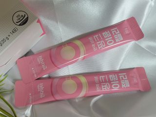 인디닥터 면역 생생 핑크 이뮨 젤리 + 타이탄 BCAA 프로틴 젤리스틱 — 4점을 준 리뷰어가 2022년 5월 올린 사용 사진