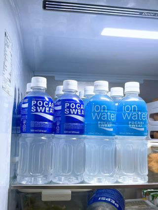 [동아오츠카] 포카리스웨트  500ml PET + 이온워터 500ml PET — 5점을 준 리뷰어가 2025년 7월 올린 사용 사진