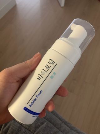 [바이로담] 저자극 약산성버블 폼 폼클렌징 150ml — 5점을 준 리뷰어가 2021년 4월 올린 사용 사진