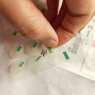[큐어반H 스팟] 자외선 99프로 차단되는 스틱타입 스팟밴드(1팩 / 66매입) — 5점을 준 리뷰어가 2023년 1월 올린 사용 사진