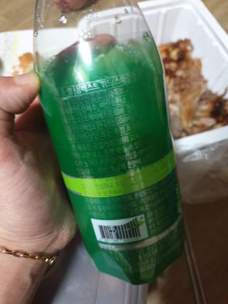 몽베스트 Montbest with Sparkling water Lime20병 — 5점을 준 리뷰어가 2021년 10월 올린 사용 사진